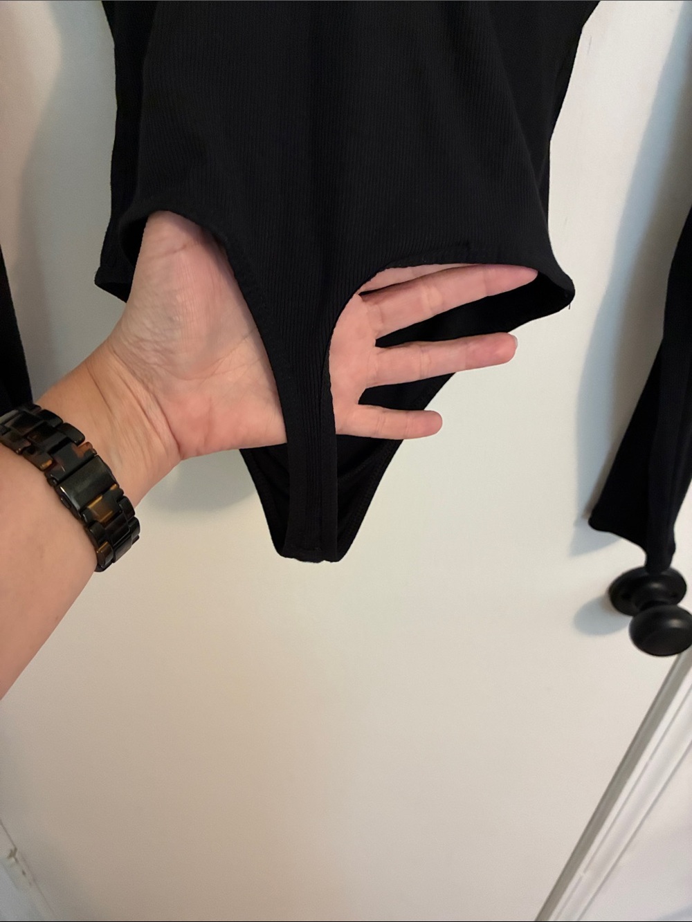Aritzia Wilfred Bodysuit Danette Ruffle Long Sleeve Black - Picture 5 of 5